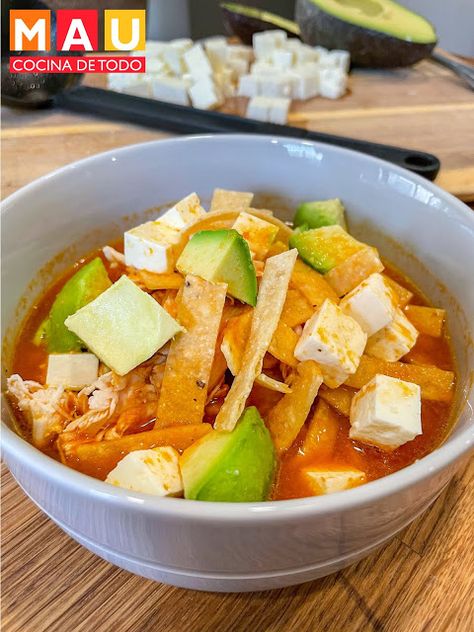 Sopa Azteca Recipe, Comidas Mexicanas Ideas, Fancy Food, Chicken Soup Recipes, Light Lunch, Easy Meal Prep, Delicious Soup, Tex Mex, Chicken Soup