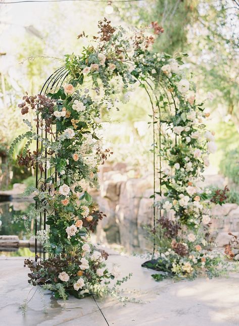 Garden Hideaway, Pembroke Lodge, Summer Outdoor Wedding, Floral Arch Wedding, Mauve Blush, Art Romantic, Florist Design, Team Photography, Flower Arch