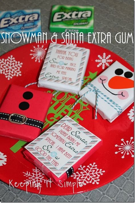 Keeping it Simple: Santa and Teacher Gifts-Snowman and Santa Extra Gum with Free Printable.  #GiveExtraGum #shop #cbias Extra Gum, Christmas Neighbor, Cars Ideas, Neighbor Christmas Gifts, Candy Crafts, Keeping It Simple, Free Christmas Printables, Neighbor Gifts, Christmas Goodies