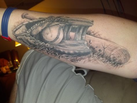 Baseball Sleeve Tattoo, Baseball Tattoos For Men, Baseball Tattoo For Men, Country Emo, Softball Tattoos, Baseball Tattoo, Neat Tattoos, Tatuaje Cover Up, Baseball Tattoos