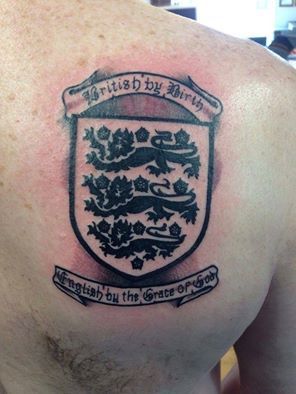 Don't see many of these very often. England 3 Lions badge done by Nathan British Lion Tattoo, 3 Lions Tattoo England, English Lion Tattoo, England Tattoo Ideas, England Tattoo, England Badge, Lion Tattoo Ideas, British Tattoo, 3 Lions