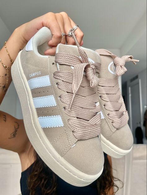 Campus 00s Adidas, Beige Campus 00s, Campus Adidas Shoes, Adidas Shoes Campus 00, Campus 00s Shoes Outfit, Adidas Shoes Women Aesthetic, Beige Campus 00s Outfit, Adidas 00s Campus Outfit, Adidas Campus 00s Outfits Women