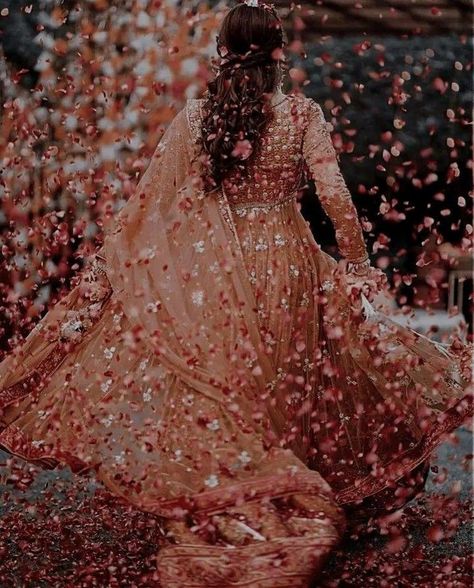 What if like Draupadi, there was one more person in the Dwapar yug wh… #fanfiction #Fanfiction #amreading #books #wattpad Swathi Core Aesthetic, Prachi Core Aesthetic, Inaaya Core, Varsha Core, Prachi Core, Indian Princess Aesthetic, Aesthetic Hinduism, Shaadi Aesthetic, Pakistan Aesthetic