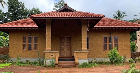 How I Built an Eco-friendly Mud Home Within a Strict Budget Mud House Indian, Mud House Interior, Ecofriendly Houses, Houses In Kerala, Mud Homes, City Outskirts, Earthy House, Small Eco House, Creative Apartment