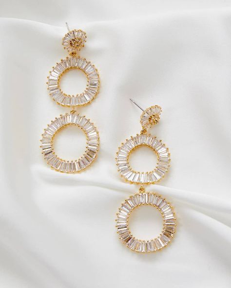 Modern Bridal Jewellery on Instagram: “TYLER >> Bold yet minimal bridal adornment.  ​​​​​​. ​​@ameliegeorgebridal ​#AmelieGeorgeBridal ​​. #weddingearrings #longweddingearrings…” Wedding Earrings Statement, Bridal Earrings Hoops, Round Statement Earrings, Bride With Statement Earrings, Edgy Wedding Earrings, Gold And White Earrings, Gold Bridal Accessories, Colorful Wedding Jewelry, Bride Statement Earrings