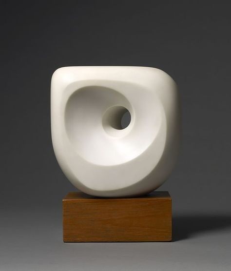 We love beautiful objects.🥚 Barbara Hepworth, ‘Head (Mykonos)’, 1960 Sculpted in white serravezza marble #siboneibrand #desiredobject #timelessdesign #modernism Hepworth Sculpture, Barbara Hepworth Sculpture, Decor Boho Chic, Organic Sculpture, Barbara Hepworth, Plaster Sculpture, Fashion Illustrations Techniques, Tate Gallery, Art Deco Decor