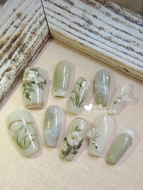 Idol Nails, Jade Nails, Dragon Nails, Vintage Nails, Amazing Nails, Baddie Nails, Really Cute Nails, Pretty Gel Nails, Rose Nails