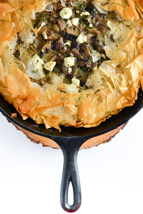 Truffle Dishes, Recipes With Mushrooms, Phyllo Pie, Savoury Meals, Phyllo Dough Recipes, Veggie Mains, Phyllo Recipes, Mushroom Tart, Savory Sides