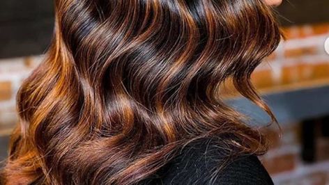 Hair Colors Brown, Copper Highlights On Brown Hair, Red Highlights In Brown Hair, Warm Brown Hair Color, Pastel Purple Hair, Winter Hair Color Trends, Warm Hair Color, Warm Brown Hair, Brown Ale