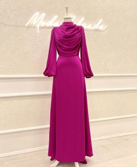 Prom Dress Modest, Hijabi Dresses, Islamic Fashion Dresses, Eid Outfit, Moroccan Kaftan, Soiree Dress, Dress Modest, Satin Evening Dresses, Elegant Dresses Classy