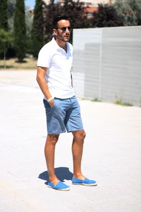 Here are our top summer essentials for men! White Polo Shirt Outfit Men, White Polo Shirt Outfit, Polo Shirt Outfit Men, Mens Beach Style, Beach Outfit Men, Polo Shirt Outfits, Shirt Outfit Men, Custom Polo Shirts, Mens Summer Outfits