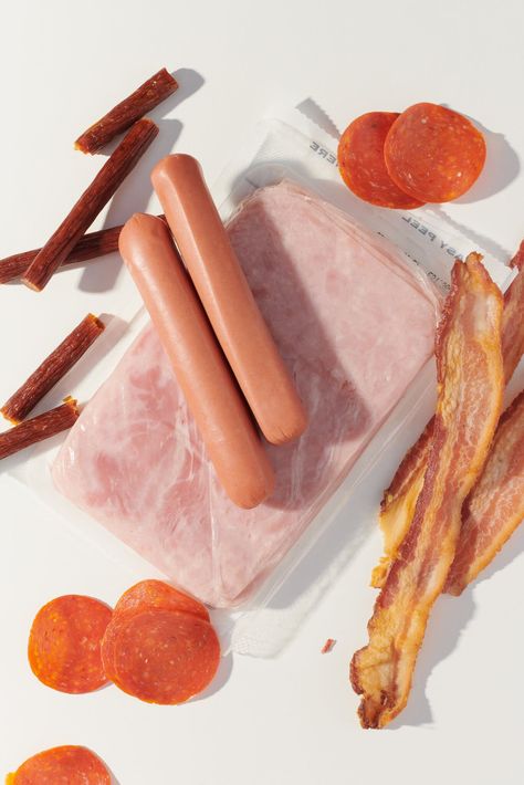 Processed Meat and Health Risks: What to Know - The New York Times Human Nutrition, Meat Alternatives, Deli Meats, Celery Juice, Processed Meat, Smoked Turkey, Bratwurst, Daily Diet, Vegetarian Diet