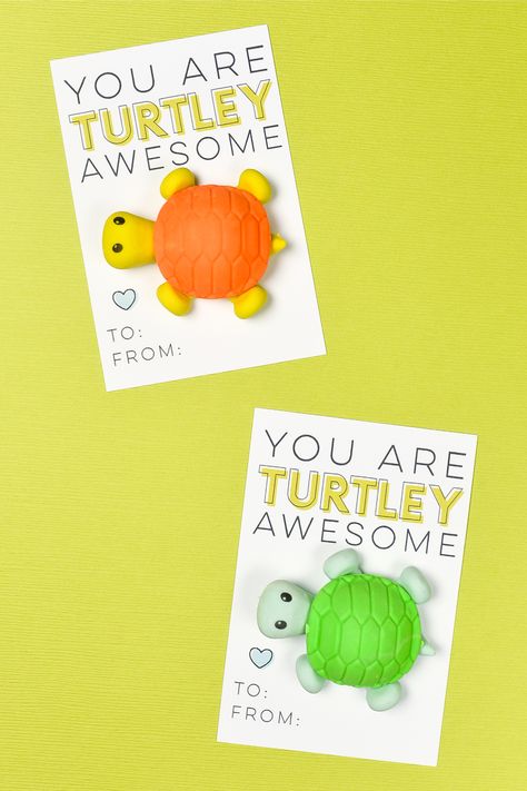 Free Printable Turtle Valentines Turtle Valentine Box Ideas, Turtle Valentines, Valentine Boxes, Valentines Day Words, Valentine Party Favors, Turtley Awesome, Valentines Day Coloring Page, Valentines Day Coloring, Valentine Party