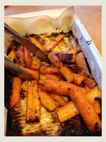 Roasted Carrots in a Honey Dijon Rosemary Glaze | Alaska Knit Nat Honey Dijon Carrots, Glazed Roasted Carrots, Petersburg Alaska, Thanksgiving Festivities, Glazed Carrots Recipe, Honey Glazed Carrots, Clean Foods, Carrots Recipe, Vegetable Snacks