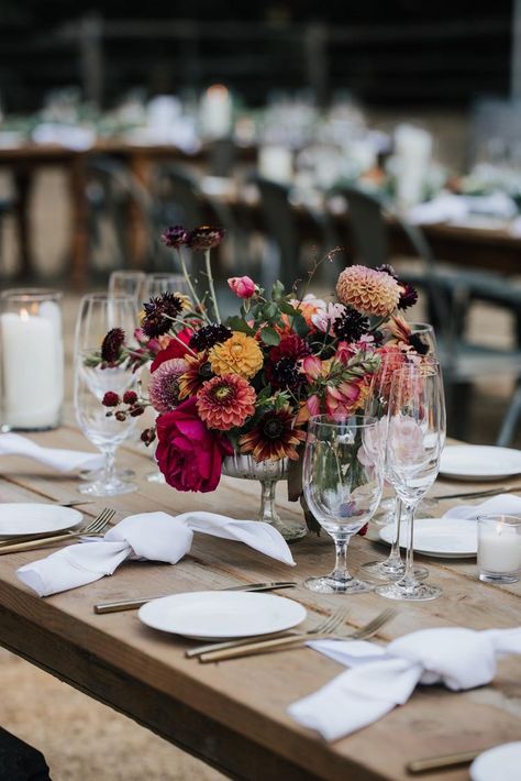 Color-floral-tables-capes-with-flowers,-raspberries,-and-blackberries Pine Green And Burgundy Wedding, Blackberry Wedding Colors, Green And Burgundy Wedding, Big Sur Wedding, April Wedding, Destination Engagement, Breathtaking Wedding, Seaside Wedding, Luxury Destination Wedding