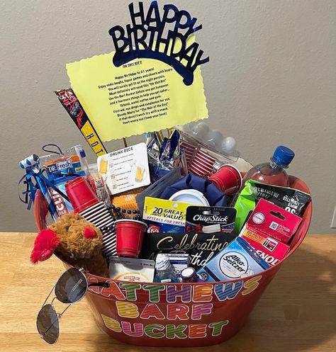 21st Birthday Gift Baskets For Guys, 21st Birthday Survival Kits For Her, 21st Birthday Recovery Kit, Men’s 21st Birthday Gift, 21st Birthday Booze Basket, 21st Birthday Diy, I Have Your Back, Hangover Kit, Birthday Diy