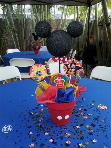 mickey centerpiece Mickey And Minnie Birthday Party Centerpieces, Mickey Mouse Clubhouse Birthday Party Centerpieces, Mickey And Friends Centerpieces, Mickey Birthday Centerpiece, Mickey Mouse First Birthday Centerpieces, Mickey Mouse 1st Birthday Centerpieces, Diy Mickey Mouse Clubhouse Decorations, Disney Centerpieces Birthday, Mickey Centerpiece Ideas