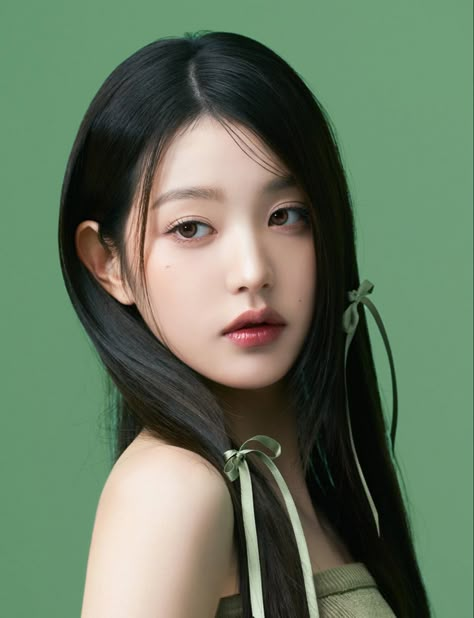 Hapa Kristin, Jang Wonyoung Ive, Color Contacts, My Little Pony Poster, Dream Music, 17 Kpop, 19th Birthday, Ive Wonyoung, Won Young