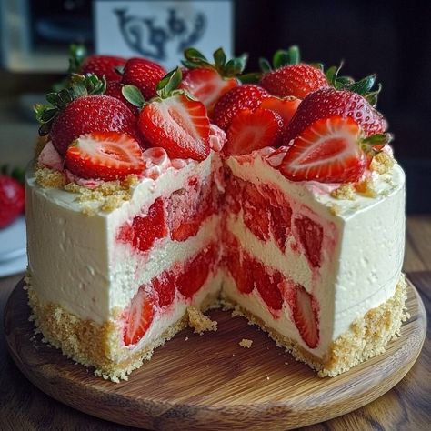 Strawberry Shortcake Cheesecake Cheesecake Birthday Cake, Strawberry Shortcake Cheesecake Recipe, Strawberry Shortcake Cheesecake, Strawberry Things, Strawberry Compote, Strawberry Topping, Cream Cheese Eggs, Vanilla Whipped Cream, Rich Desserts