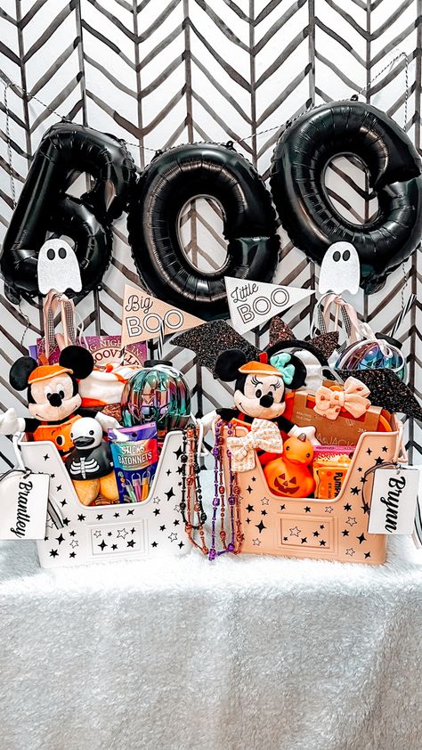 Boo Basket Toddler Boy, Halloween Basket For Kids, Kids Boo Basket Ideas, Toddler Spooky Basket, Kids Boo Basket, Halloween Basket Ideas For Kids, Boo Baskets For Kids, Boo Basket Ideas Kids, Halloween Baskets For Kids