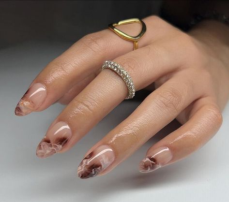 Marmor Nails, Marble Acrylic Nails, Brown Nails Design, Marble Nail Designs, October Nails, Beige Nails, Classy Acrylic Nails, Almond Acrylic Nails, Simple Nail