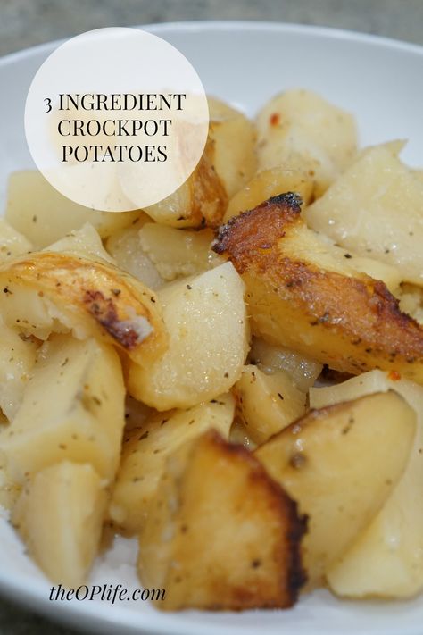 Easy Crockpot Recipes Potatoes, Crockpot Potato Dinner Recipes, Potato Side Dishes Crockpot Easy Recipes, Potatoes And Onions In Crockpot, Easy Crock Pot Potatoes, Diced Potatoes Crockpot, Potatoes In The Crockpot Slow Cooker, Potato Recipes For Crockpot, Crockpot Fried Potatoes