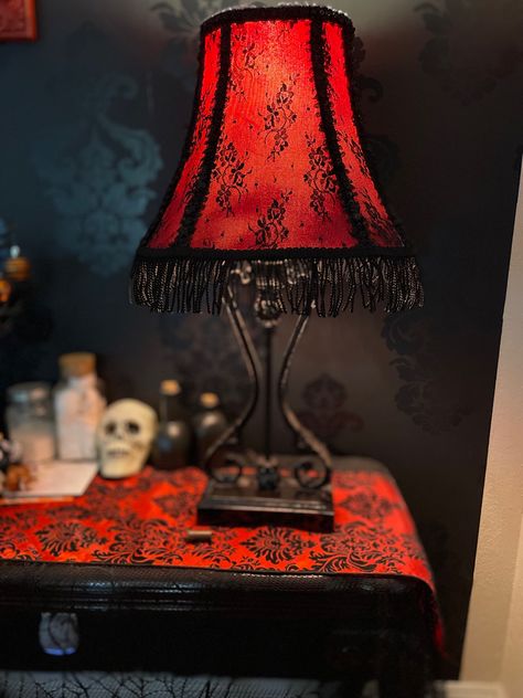 Gothic Lamp Diy, Diy Goth Lamp, Goth Lamp, Gothic Lamp, Gothic Burlesque, Goth Things, 6th Form, Gothic Bedroom, Lamp Diy