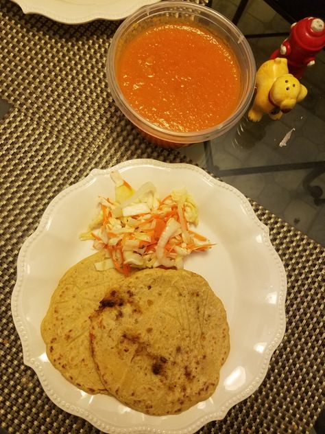 Pupusas Sauce Recipe, Pupusa Sauce, Salsa For Pupusas El Salvador, Sauce For Pupusas, Pupusa Salsa, Pupusas Aesthetic, Salsa For Pupusas, Pupusas Salsa, Pupusa Salsa Recipe