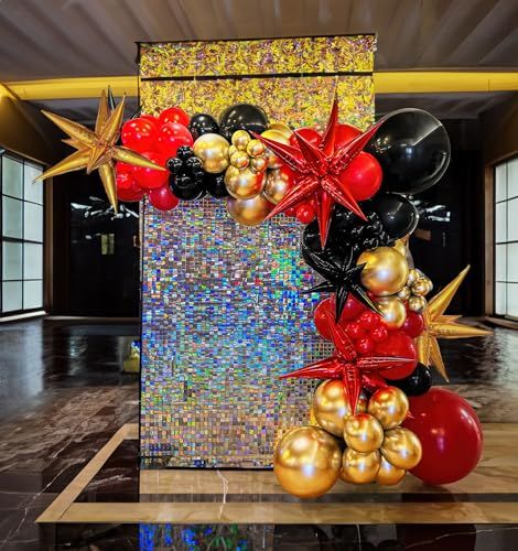 Red Gold Balloon Garland, Black Gold Silver Party, 18th Party Ideas, Balloons For Wedding, New Year Eve Party, Movie Night Theme, Balloon Clusters, Black And Gold Balloons, Night Theme