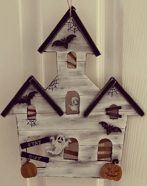 Dollar Tree Wooden Haunted House, Wooden Haunted House Craft, Dollar Tree Haunted House Cutout, Wood Haunted House, Dollar Tree Haunted House, Wooden Haunted House, Witchy Houses, Ghostbuster Party, Hay Bale Art