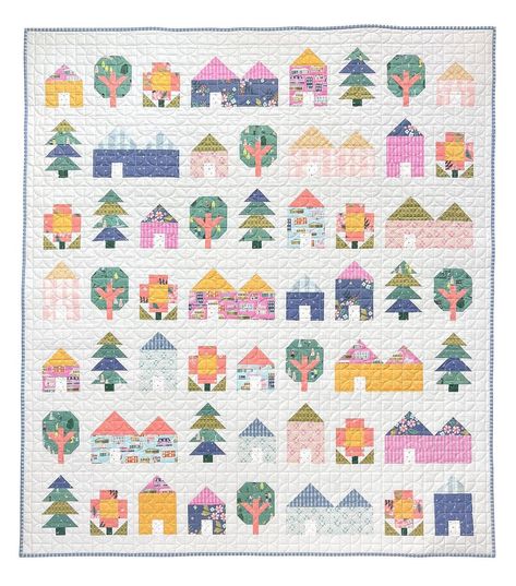 Lindsey’s Instagram post: “Finished my #tinytownquilt today! 🏠🌳💗 It was quilted by @juliehirt and made in @citrusandmintdesigns #communityfabric for…” Tree Blocks, House Quilt Patterns, Paper Quilt, Pen Pattern, House Quilts, Pdf Quilt Pattern, Paper Patterns, Modern Quilt Patterns, So Creative