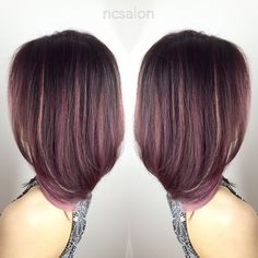 Pink highlights on dark hair. Rose gold? Hair Brown Ombre, Rose Gold Hair Brunette, Pink Balayage, Rose Gold Ombre, Gold Ombre, Dark Hair With Highlights, Pink Highlights, Super Hair, Rose Gold Hair