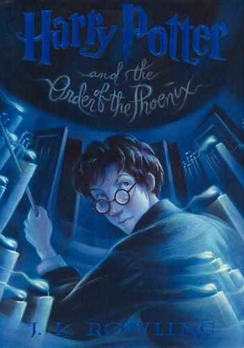 Harry Potter And The Order Of The Phoenix: J. K. Rowling, J.K. Rowling, Mary GrandPré: 9780439358071: Amazon.com: Books Harry Potter Book 5, Harry Potter Order, Phoenix Harry Potter, Harry Potter Book Covers, Harry Potter 5, Teen Novels, Rowling Harry Potter, Rhapsody In Blue, Kids Book Series