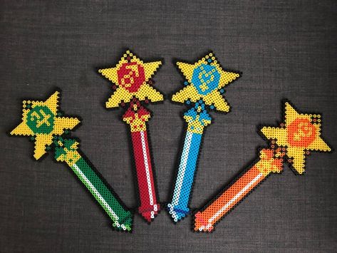 Sailor Moon Wand Perler Beads, Sailor Moon Perler, Rave Diy, Sailor Moon Wands, Moon Cross Stitch, Sailor Scout, Easy Perler Beads Ideas, 3d Perler Bead, Beads Patterns