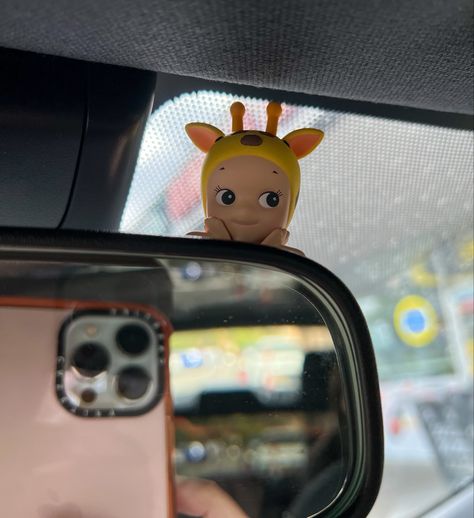 Aesthetic Assecories Car, Sonny Angel Car, Sanrio Car Decor, Sanrio Car Aesthetic, Sonny Angel Car Decor, Sonny Angel Hippers Car, Sonny Angel Carrying Case, Princess Car, Girly Car Accessories