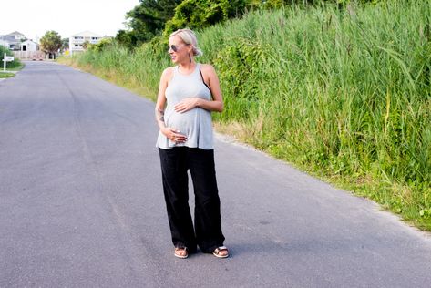 Maternity or Not, You Need These Linen Pants https://themomedit.com/?p=62481 Pants Maternity Outfit, Postpartum Fashion, Mom Edit, Maternity Clothes Summer, Maternity Outfit, Being Pregnant, Summer Pregnancy, Third Trimester, Pregnant Belly