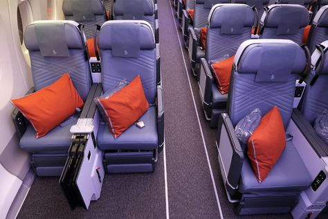 Best and Worst Seats in Premium Economy on Singapore's A350-900ULR Premium Economy Seats, American Express Gold, Premium Economy, Economy Seats, Singapore Airlines, Epic Journey, Business Class, Round Trip, Long Legs