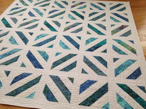 Strip Quilting, Quilt Decor, Jelly Roll Quilt Patterns, String Quilts, Batik Quilts, Jellyroll Quilts, Quilt Baby, Strip Quilts, Modern Quilt Patterns