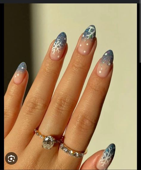 Cute Winter Nails, Blue And Silver Nails, Nail Salon Supplies, Blue Glitter Nails, Silver Nail Art, New Years Nail Designs, Holiday Nail Designs, Christmas Gel Nails, Classic Nails