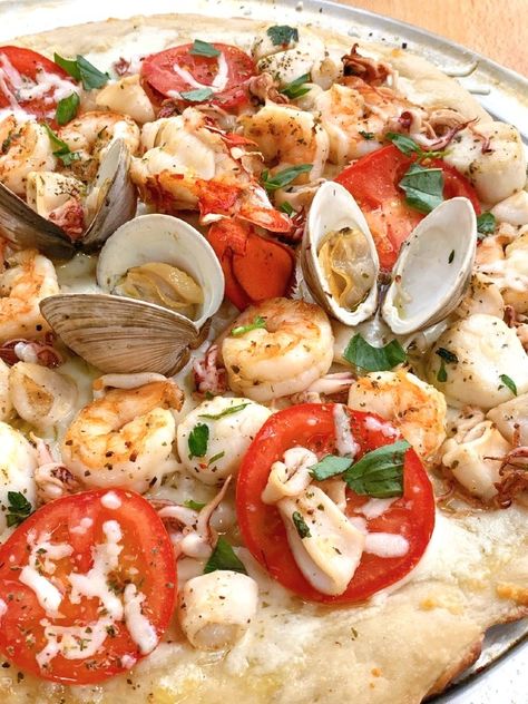 Seafood Pizza On The Grill - Proud Italian Cook Sea Food Pizza, Pizza Seafood, Fish Pizza, Baked Crab Cakes, Seafood Pizza Recipes, Pizza On The Grill, Baked Crab, Seafood Pizza, Pescetarian Recipes