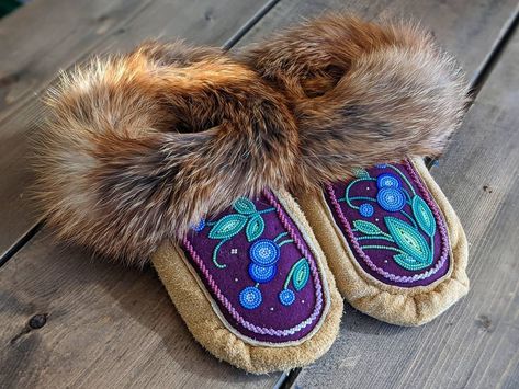 Native American Moccasins, Tourist Trap, Rabbit Fur, Bead Designs, Hand Beading, Soft Suede, Fur Trim, American History, Beading Patterns