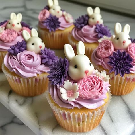 Bunny Birthday Theme, Easter Egg Art, Animal Cupcakes, How To Make Cupcakes, Diet Desserts, Bunny Birthday, Cupcake Bouquet, Fondant Decorations, Fondant Cupcakes