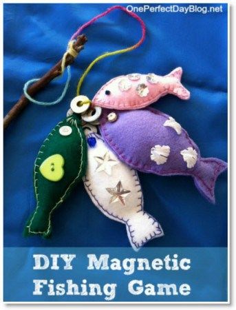 How to make a DIY Magnetic Felt Fishing Game Sewing Eyfs, Diy Fishing Game, Felt Fishing Game, Fishing Games, Magnetic Fishing Game, Diy Fishing, Magnet Fishing, Penanda Buku, Fine Motor Skills Activities