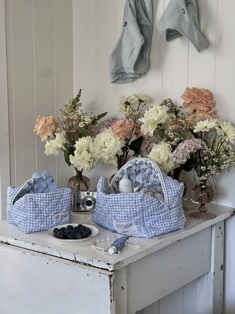 Hamptons Aesthetic, Grandma Aesthetic, Coastal Life, New England Style, Coastal Cottage, Slow Living, Sweet Life, Life Inspiration, Bedroom Inspo