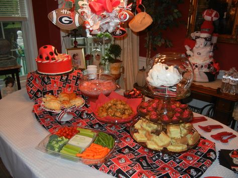 UGA Themed Baby Shower Georgia Bulldogs Party Ideas, Uga Baby, Bulldog Birthday, Football Parties, Sports Baby Shower, Georgia Bulldog, Wedding Renewal Vows, Georgia Football, Wedding Vows Renewal