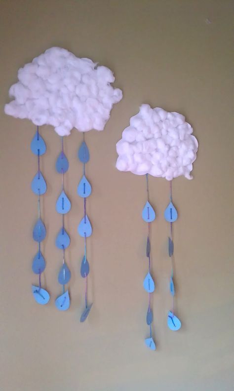 cotton ball clouds, paper raindrops - lacing practice.  Could use in conjunction with cloud-type lesson - have kids sketch and cut different types of clouds - some without raindrops, of course.  :) #kids #craft #diy #baby #handmade Weather Crafts, April Crafts, Preschool Projects, Rainy Day Crafts, Spring Preschool, Spring Projects, Aktivitas Montessori, Daycare Crafts, Classroom Crafts