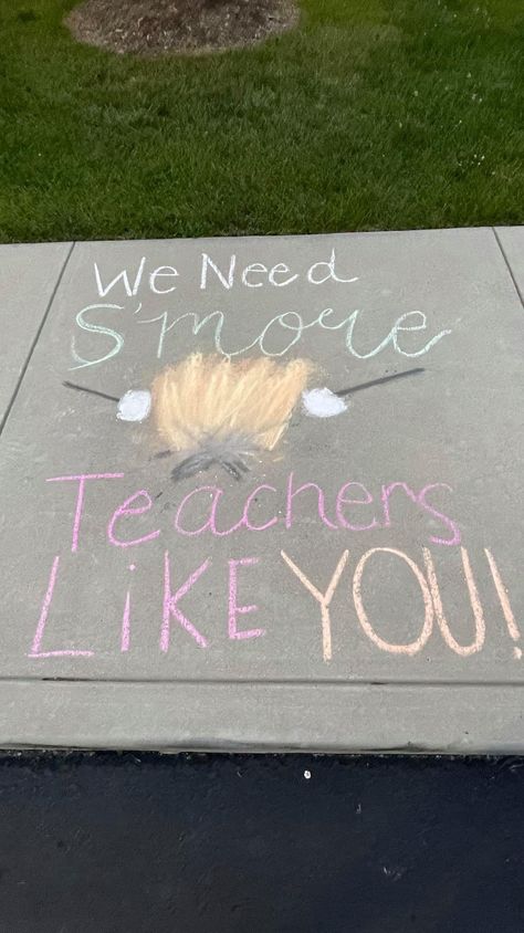 Teacher Appreciation Chalk Sidewalk, Teacher Appreciation Chalk Art, Sidewalk Chalk Inspirational Quotes, Sidewalk Chalk Art Positive Messages, Chalk Art Teacher Appreciation, Positive Sidewalk Chalk Messages, Chalk The Walk For Teachers, Chalk Activities, Fun Chalk Art