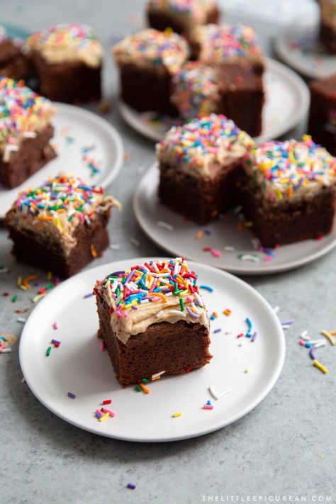 Chocolate Butter Mochi Cake. Gluten free brownie alternative made with glutinous sweet rice flour. Chocolate Butter Mochi, Butter Mochi Cake, Gluten Free Brownie, Butter Mochi, American Buttercream, Mochi Cake, Best Chocolate Desserts, Chocolate Festival, Peanut Butter Frosting