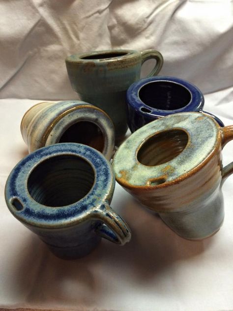 Ceramic Coffee Travel Mugs, Household Pottery Ideas, Ceramic Pottery Coffee & Tea Cups, Pottery Travel Mug Ideas, Clay Travel Mug, Pottery To Go Mug, Weird Pottery Ideas, Interesting Pottery Ideas, Travel Mug Ceramic