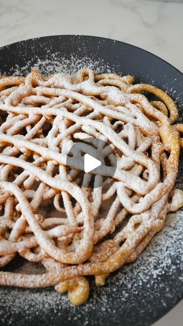 August on Instagram: "Do you like funnel cakes? Ingredients below, full written recipe is on my blog 🤍. 

1 egg, large
3/4 cup milk
1/2 tsp vanilla extract
1 1/2 cup all-purpose flour
1/4 cup white sugar
1 1/2 tsp baking powder
powdered sugar for topping
oil for frying

Funnel cakes, funnel cake recipe, dessert recipe 

#funnelcake #easyrecipe" Funnel Cake Recipe Easy, Peach Sauce, Funnel Cake Recipe, Funnel Cakes, Pretty Cupcakes, Food At Home, Street Fair, Recipe Dessert, Funnel Cake